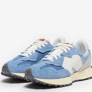 New Balance 327 Trainers